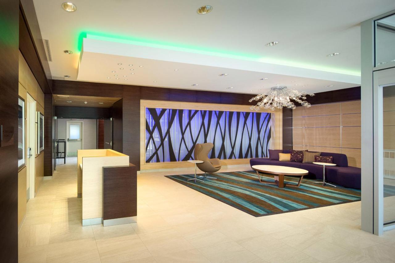 Fairfield & By Marriott Downtown Hotel