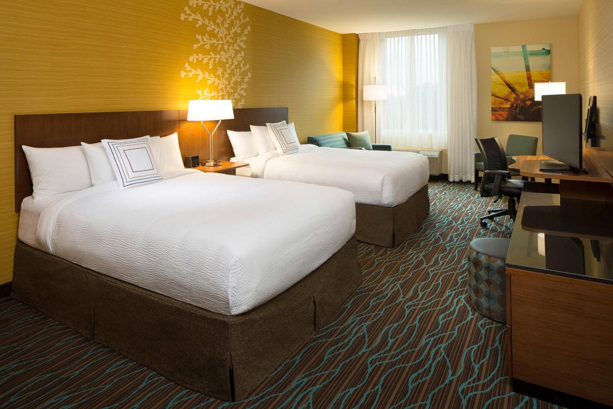 Hotel Fairfield & By Marriott Downtown